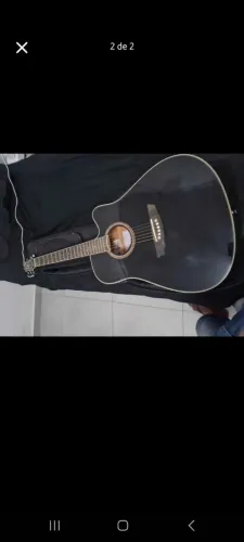 Violao preto