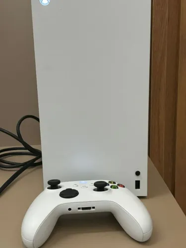 Xbox Series X 1TB Digital White - Praticamente Novo (Na Caixa)