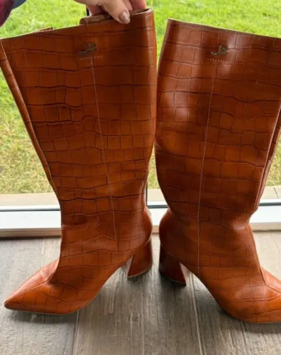 Bota número 38