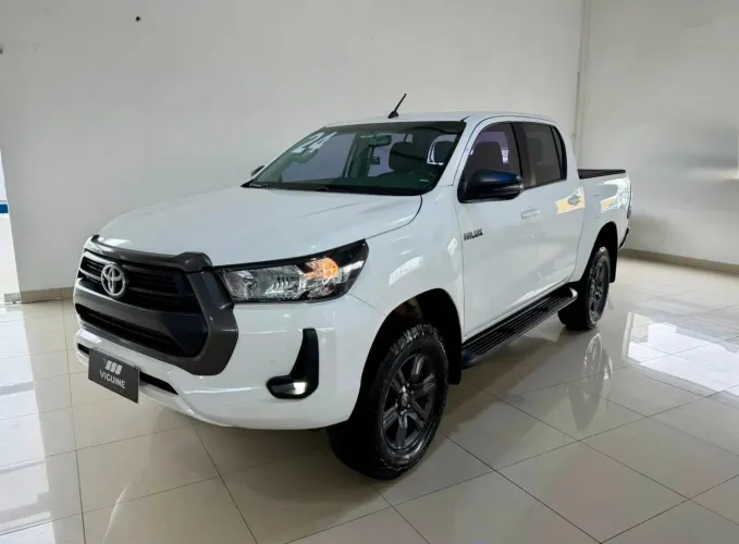 Toyota Hilux CD SR 4X4 2.8 TDI Diesel Aut. 2024