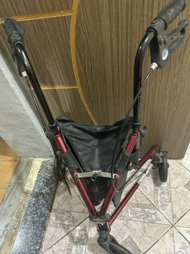 Andador adulto 