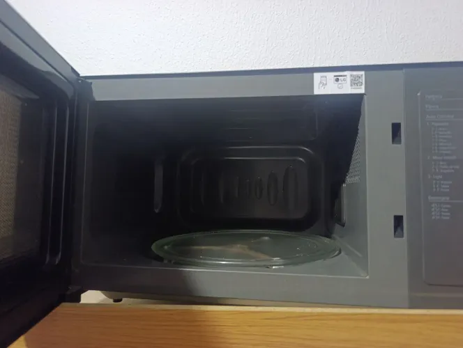 Microondas LG 30 litros, espelhado ( pra sair hoje!)
