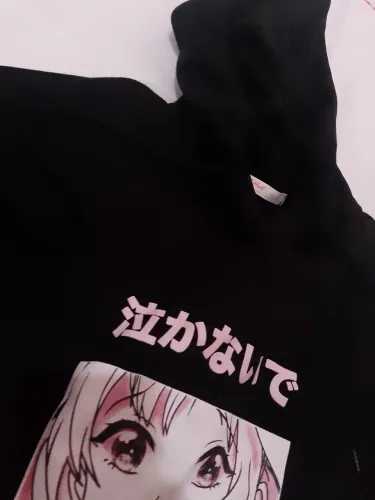 Moletom preto de anime