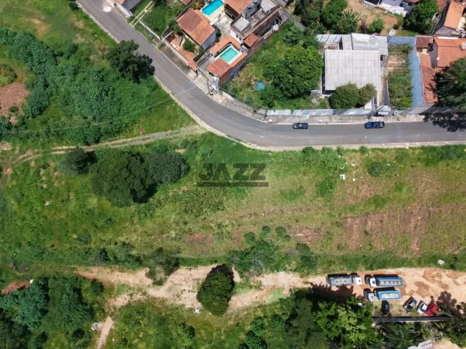 em Bragança Paulista: Área Plana de 5.632 m² no Residencial Hípica