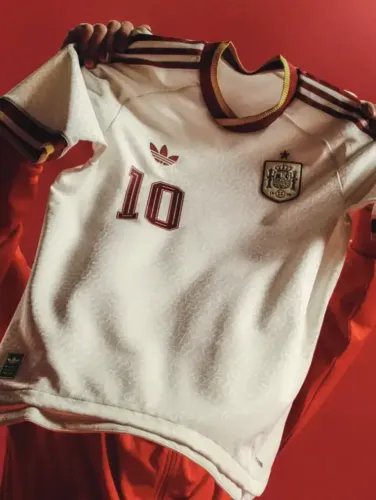 Camisa da Seleção da Epsanha II - Versão Jogador - Tamanho G