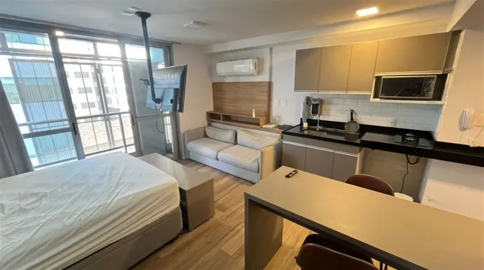 Studio mobiliado em prédio novo com lazer no Centro do Rio
