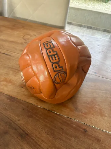 Bola de Futebol Retrô Pepsi - Edição Promocional Burger King Espanha (Anos 2000)