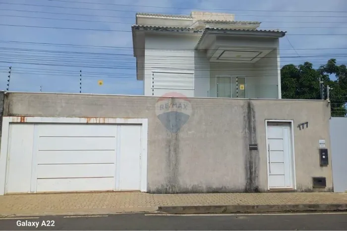 "Sobrado Recanto dos Pássaros"