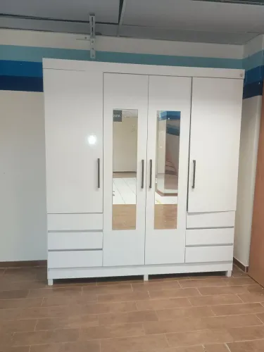 Guarda roupa