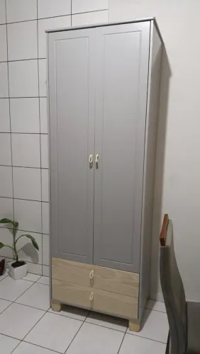 Vendo armário pequeno novo!