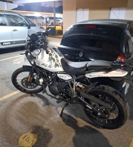 Himalayan 450 kamet white - Top de linha