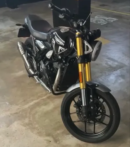 Triumph Speed 400 - 10.650 km