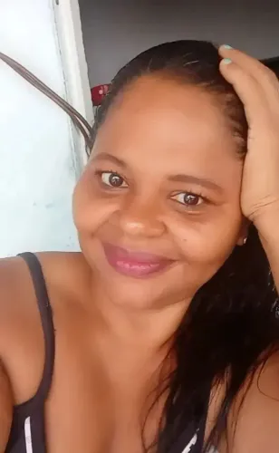 passo suas roupas em minha casa