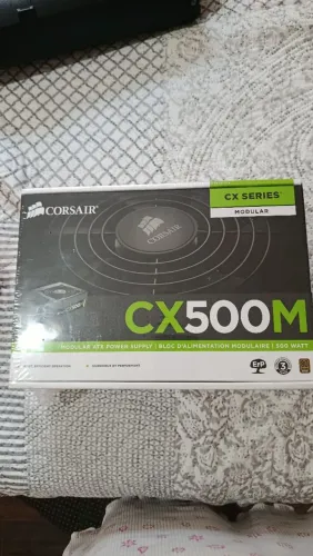 Fonte Corsair CX500M 80 plus bronze de 500W (ainda no plástico)