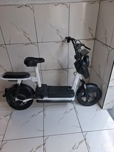 Scooter elétrica