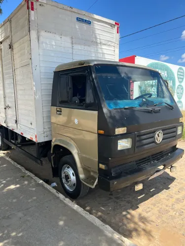 Caminhão Volkswagen - 7-90