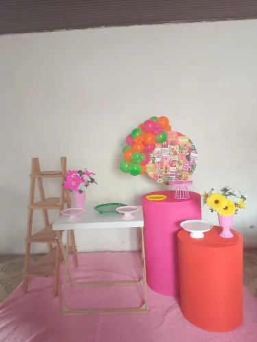 Festa na mesa qualquer tema.