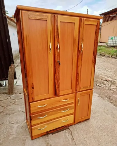 Guarda roupa de solteiro - 3 portas 3 gavetas sapateira
