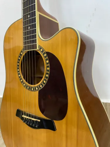 Violão elétrico Condor