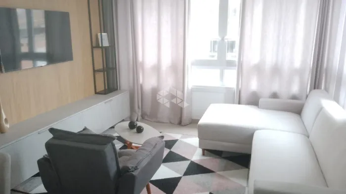 Apartamento de 2 dormitórios sendo 1 suíte mobiliado na Zona Nova de Capão da Canoa