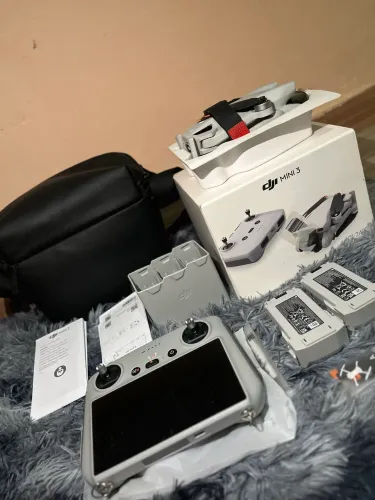 Drone Dji mini 3 com tela