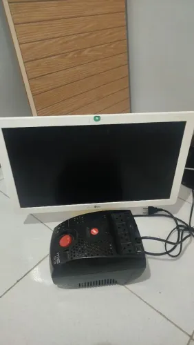 Computador LG All in One + Isolador