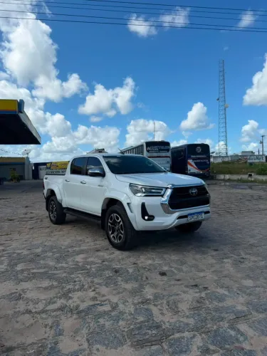 Toyota Hilux CD SRX 4X4 2.8 TDI 16V Diesel Aut. 2024