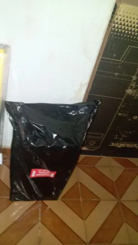Alugo casa