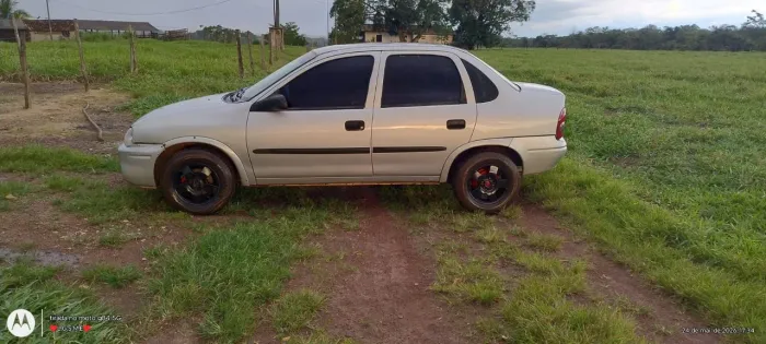 Chevrolet Corsa Sedan 1.0 MPFI 8V 71cv 4P 2003
