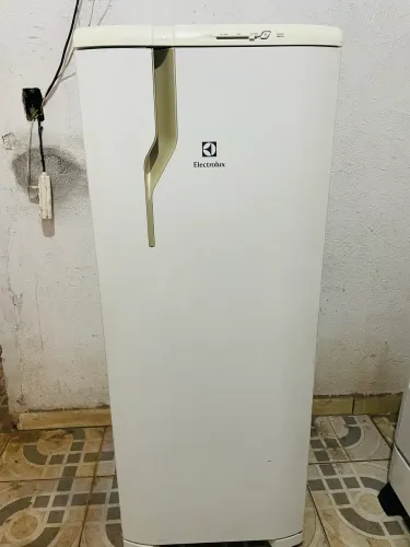 Geladeira Electrolux 