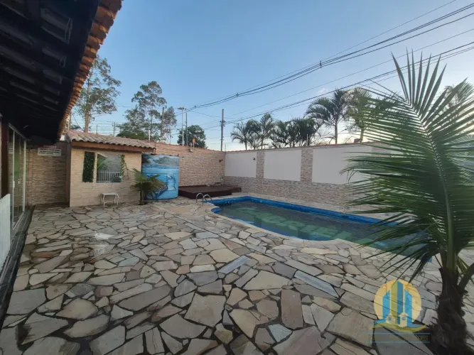 Casa para alugar no bairro Suru - Santana de Parnaíba/SP