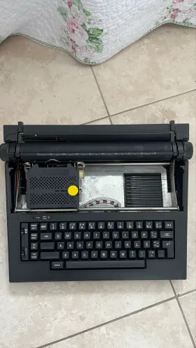 Máquina de escrever