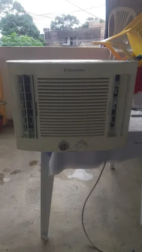 Vende-se ACJ Electrolux 10 mil BTUs , gelando perfeitamente 