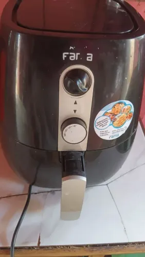 Panela Efraim