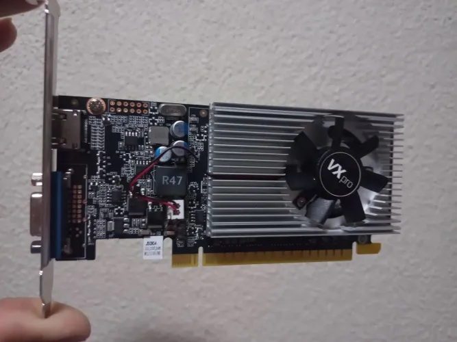 Placa de vídeo vc modelo vxg210lp-1gd3