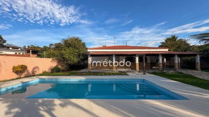Chácara com 4 quartos à venda, 1100 m² por R$ 1.200.000 -Bairro Jardim Itapema - Guararema