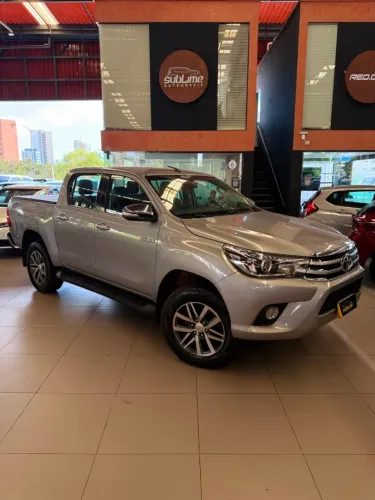 Toyota Hilux CD SRX 4X4 2.8 TDI 16V Diesel Aut. 2017