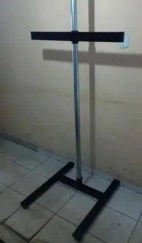 SUPORTE PARA TV MODELO PEDESTAL REGULÁVEL PARA POUSADA/RESTAURANTE/EVENTOS DE 32 A 75