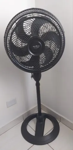 Ventilador de pé Britânia 160W Turbo (BVT450).