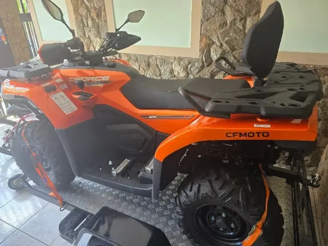 Quadriciclo CFMoto 4X4 450L 