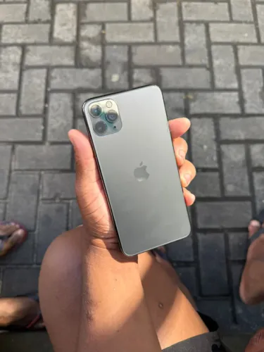 iPhone 11 Pro Max 