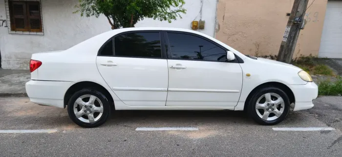 Toyota Corolla XEI 1.8/1.8 Flex 16V Aut. 2005