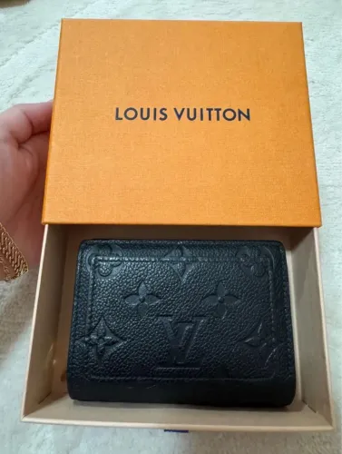 Carteira Louis Vuitton