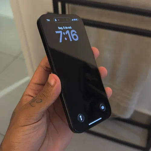 iPhone 15 128GB