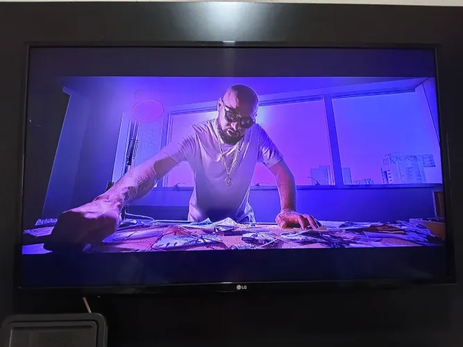 Amart TV LG 42
