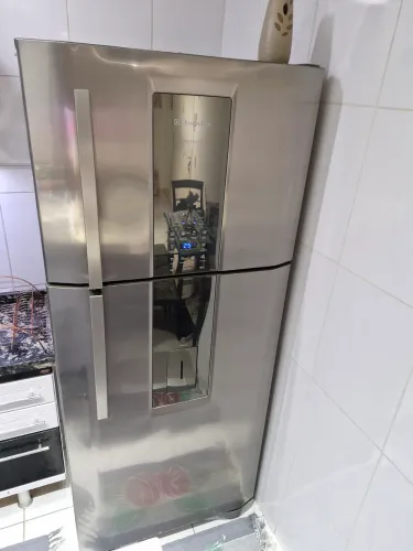 Geladeira electrolux Infinity " Dispenser de água "