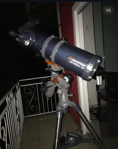Telescópio refletor Celestron Astromaster 130mm de diâmetro