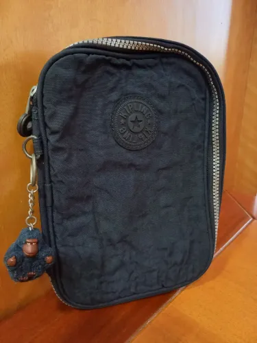 Estojo Kipling 