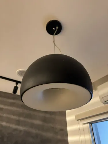 Lustre com lâmpada de Led 