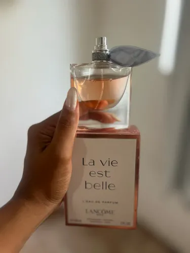 Perfume La Vie Est Bella